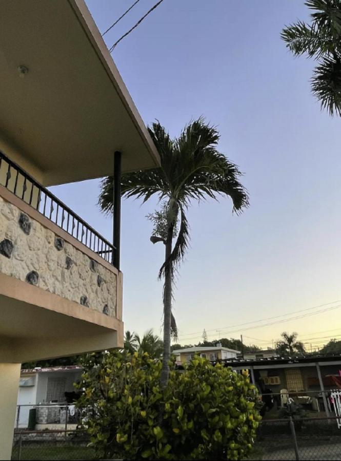 Camaceyes Bright 2Br In Aguadilla 7 Mins To Beaches 2Nd Floor Retreat מראה חיצוני תמונה